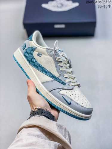 海外爆款限量发售 Travis Scott X Fragment Design X Jordan Air Jordan 1 Low Og Sp 北面联名 青方格