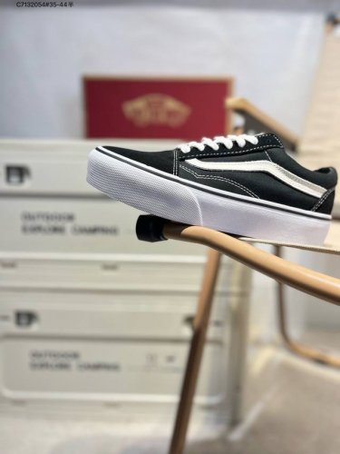 Vanssk8-Low万斯范斯官方 经典复古休闲运动板鞋，高端支线原始硫化工艺，艺术来源于生活成为了Vans美学的个性潮流标志，代表着光和希望，让你变得更加明亮