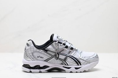 300 公司级Asics Gel-Nimbus 10.1 亚瑟士 复古先锋 潮流 拼接耐磨 低帮休闲跑步鞋 货号:1203A780-101 尺码:36 37 3