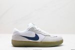 200 公司级耐克Nike Sb Force 58是一款将前沿创新带入街头的单品，它具有硫化杯底，具有出色的耐用性和灵活性。使用帆布和绒面革，在饰面上放置通风口