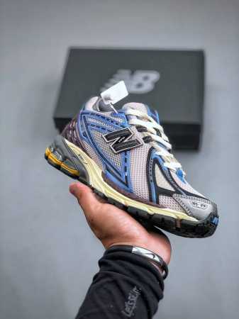 New Balance 1906系列复古老爹风休闲运动慢跑鞋 M1906Rrb #采用轻质牛剖革拼接透气网眼衬垫织物鞋面材质 T-Beam大底提供足步弓支撑，保 - 点击图像关闭
