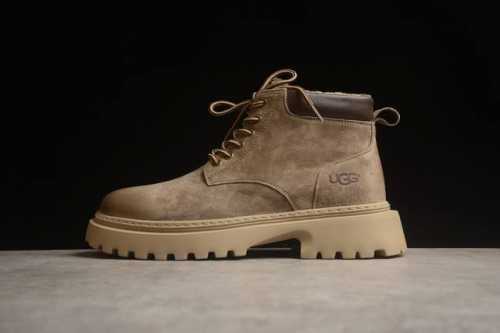420 Ugg 2024秋冬新品（毛绒一体内里保暖锁热）秋冬必备 户外中帮休闲马丁靴雪地靴系列 # 代购专供品质 面料采用进口头层牛皮材质 鞋内里采用毛茸一体内