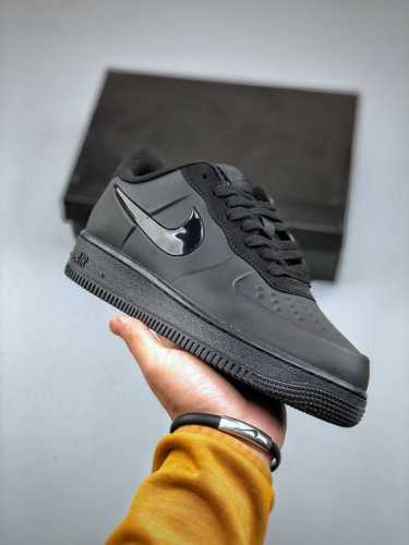 Nike Air Force1 07 Low #原楦头原纸板 打造纯正空军版型 #专注外贸渠道 全掌内置蜂窝气垫 #原盒配件 原厂中底钢印、拉帮完美 货号：Aj
