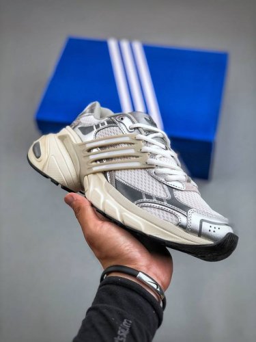 Adidas Adistar Xlg 阿迪三叶草 舒适防滑低帮运动休闲鞋 #原厂原数据版型 原厂皮料切割干净无任何毛边 鞋型细节完美 超高清洁度货号：Ih388