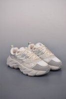 Fila Fusion 斐乐潮牌 时尚潮流休闲运动板鞋 纯原版本 鞋面设计理念源自于历史篮球鞋款Smash 从其复古鞋面提炼元素 结合板鞋鞋底做现代拼接的混搭风