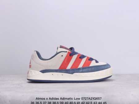 真标带半码 阿迪达斯 鲨鱼面包鞋 新联名开启,日本知名球鞋店铺atmos X Adidas Adimatic Low马蒂奇系列低帮复古鲨鱼面包休闲运动休闲滑板板 - 点击图像关闭