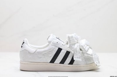 公司级Caroline Hu X Adidas Originals Superstar W 潮流 时尚 防滑减震 低帮 阿迪达斯板鞋 搭配大朵蝴蝶结 呈现风格极
