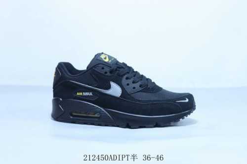 Nike Air Max 90 经典复古小气垫缓震跑鞋 鞋面由皮和革织物打造，犀利的条线打造出酷劲十的足视觉效果 网布鞋 212450Adipt半 36-46