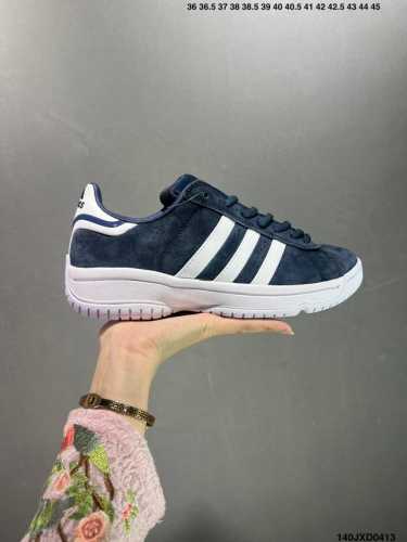 公司级atmos X Ad Campus Supreme Sole 联名复古低帮运动鞋 If9989 这款运动鞋结合了1999年推出的经典campus Supr