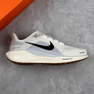 本地 核心私 nk Air Zoom pegasus 41 耐克网面透气轻便耐磨跑鞋 鞋面采用网布 织物 橡塑材料等多种材料拼接 出色支撑效果 缔造稳固脚感 塑