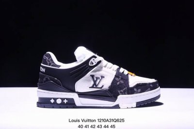 Louis Vuitton 路易威登 男女鞋配置厚实抽屉礼品鞋盒，采用荔枝纹二层牛剖革组合粒面牛剖革鞋面材质，鞋垫嵌入软脚感eva物料，外置tpr光泽隔色鞋底法