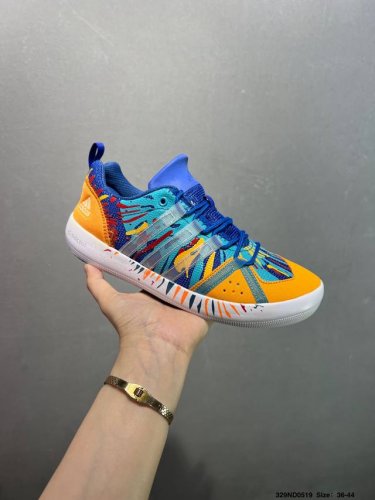 阿迪达斯 Adidar Climacool Darora Two 13运动溯溪鞋户外涉水鞋 在夏日保持舒爽 采用舒适网材鞋面 爆米花大底 旨在伴你在湿滑表面也能