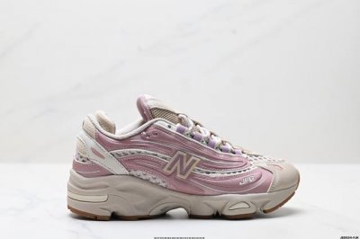 真标新百伦New Balance 1000 系列低帮复古老爹风休闲运动跑步鞋 New Balance 在不同配色上其鞋面材质呈现不同感觉 无论是运动风抑或是高级