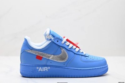 公司级Off-White X Nike Air Force 1 Ow联名空军一号 柠檬黄 全黑配色 鞋款延续了此次联名的设计风格，整体以白色为主调，鞋身内侧同样