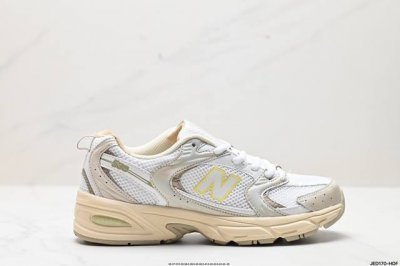 公司级新百伦 Nb New Balance Mr530系列复古老爹风网布跑步休闲运动鞋 小众老爹鞋 New Balance 530系列鞋款最早风靡于 2000