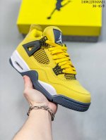 公司级 带半码 Air Jordan 4 Retro Og ”Cement“ 白水泥 Aj4 乔丹4代 Aj4 乔4 白水泥 乔丹篮球鞋系列 以白色鞋身辅以水泥