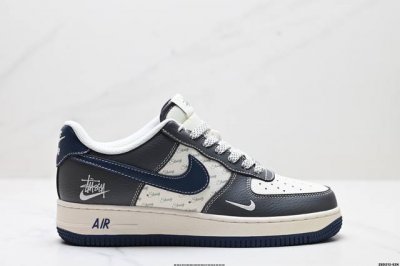 380 公司级Nike Air Force 1‘07 原楦头原纸板 打造纯正低帮空军版型 专注外贸渠道 全掌内置蜂窝气垫 原盒配件 原厂中底钢印、拉帮完美 货号