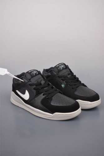 Air Jordan Stadium 90 缓震防滑休闲运动板鞋 Jordan Stadium 90充满了对Tinkerhathield 原创设计的致敬 包括中