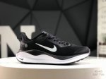 耐克 Nike Infinity Run 5 男子缓震透气公路跑步鞋 该版 Nike Infinity Run 5 采用 Reactx 泡绵，塑就出众支撑性，让