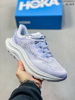 公司级hoka One One Kawana 2 网面织物 专业性能减震公路跑步鞋 实拍首发 采用了hoka先进的泡沫塑料和一流的几何结构 中底泡棉将舒适性放在