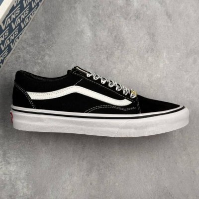 本地 核心私 Vans Premium Old Skool Pro 经典黑白 范斯官方 全新Vps高阶支线 金扣字母鞋带增加复古属性 在鞋型和贴合度方面重塑鞋款