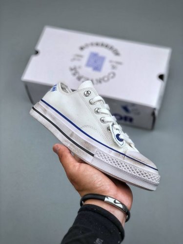 Ader Error 与 Converse 再度推出合作鞋款 ader Error 与 Converse 的合作时隔两年多再度回归 此番以经典的 Chuck 7