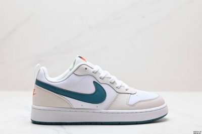真标耐克Nike Court Borough Low2低帮百搭透气休闲运动板鞋 经典耐用的设计 兼顾舒适脚感和出众风范 演绎匠心之作 结构性的支撑贴合感结合复古