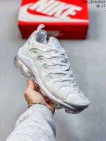 140 nike耐克男女通用Air Vapormax Plus运动鞋 尺码：见图 编码：03Jjd332A28