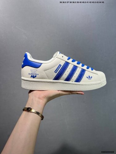 公司级Adidas Originals Gazelle Indoor 三叶草休闲防滑耐磨低帮板鞋 纯原版本 鞋头出色设计 塑就出众贴合感 稳固的后跟贴合足部曲线
