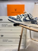lv X Nike Sb Dunk Low 大厂出品 极力推荐 新配色 原装头层材料 独家版型蒸餾加工 帶來的是更好的视觉和脚感体验 大厂纯原品质出货 清洁度