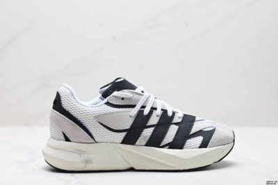公司级Adidas Lightblaze 舒适防滑 新款阿迪达斯低帮跑步鞋 极致轻盈的Lightweight Upper设计 带来近乎裸足的舒适体验 中底采用尖