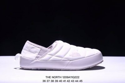 公司级北面the North Face Thermoball Traction 舒适耐磨 減震耐磨 低帮 户外功能鞋 尺码：36 37 38 39 40 41