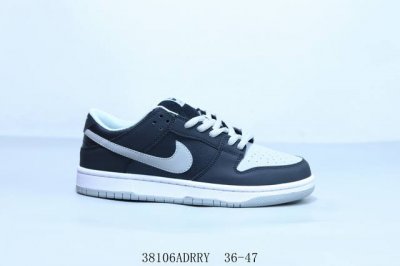 100 耐克 Nike Sb Dunk Low Pro 复古低帮 休闲运动滑板板鞋 影子灰 货号 Bq6817-007 38106Adrry 36-47