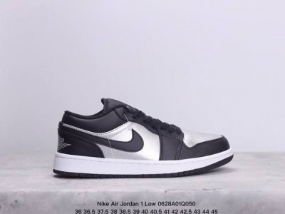 公司级耐克nike Air Jordan 1 Lowaj1乔丹一代中帮经典复古文化休闲运动篮球鞋 货号:Dc0774- 尺码:36 36.5 37.5 38 3