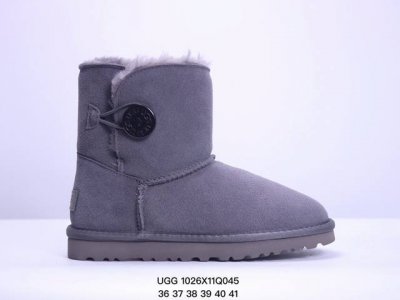 UGG 雪地靴 俏皮可爱的百变造型， 美国轻奢品牌UGG 平底系列冬季羊毛一体雪地休闲保暖毛毛家居包头棉拖鞋。官方同步包装 检验标 材料采用原厂防污防水皮料 防