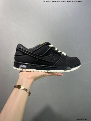公司级Nike Sb Dunk Low 黑红蓝帆布 性价比天花板 尝鲜先行版 原装头层材料 独家版型蒸餾加工 帶來的是更好的视觉和脚感体验 大厂纯原品质出货 清