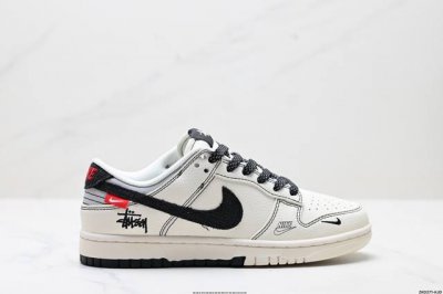 公司级Nk Dunk Low Retro “Diy高端定制” 低帮休闲运动板鞋 原装头层材料 用料绝不含糊 独家版型蒸餾加工帶來的是更好的视觉和脚感体验 清洁度