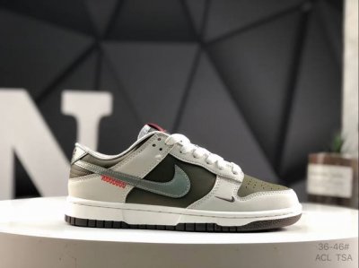 210 耐克Nike Dunk Low 板鞋 Sb系列经典百搭休闲运动板鞋加厚鞋舌的填充，使舒适性大大提升，同时也更方便穿脱中底部分则加入了脚感柔软舒适Zoom