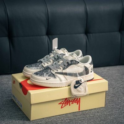 核心私 Air Jordan 1 乔丹篮球鞋男女运动鞋潮流板鞋 货号：Xs7089 548 尺码：36 37 37.5 38 38.5 39 40 40.5 4