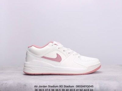 air Jordan Stadium 9O Stadium jordan Stadium 90充满了对tinkerhathield 原创设计的致敬，包括中足网状