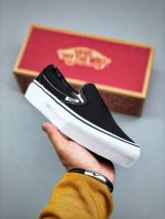 硫化工艺 Ltsgt 万斯 Vans 厚底 经典Os 黑白 顶级真标原盒大几率过验过毒版本 原型开发道序 原汁原味保留经典基础 上脚无敌 ！ 尺码：35 36