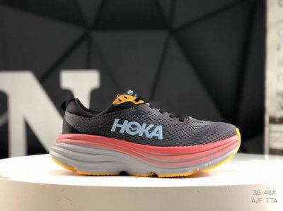 真标带半码小红书推荐 红卡 Hoka W Bondi 8全新配色 这个品牌来自于新西兰的毛利语，Hoka表示大地，One One表示飞越，连起来就是飞越地平线，