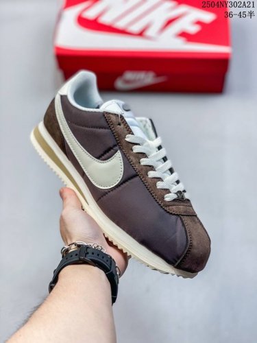 耐克 Nike Cortez Txt 绿粉 减震耐磨 低帮 跑步鞋 Hf9994 300 尺码：见图 编码：04Ny302A21