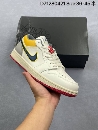 公司级 Air Jordan Aj1 Low 低帮 白蓝绿黄鸳鸯 终端优势供应 市面中低帮最具代表性版本没有之一 口碑大厂出品 品控大底版型不断改良更新 全套原