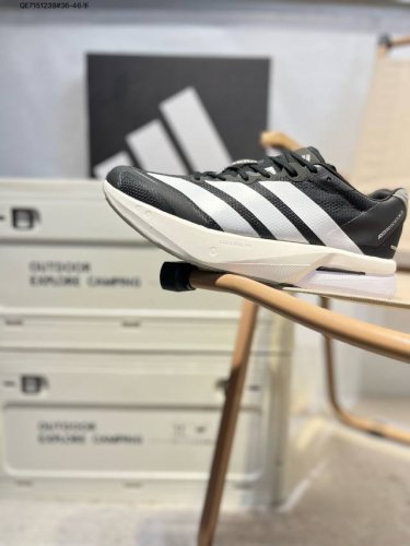 adidas Adizero Boston 13马拉松飞线贾卡轻质透气休闲运动跑步鞋 采用双层透气网纱 Flywire动态飞线绑缚鞋面材质 内置Zoom小气垫装