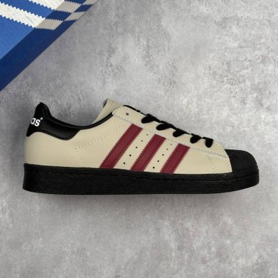 本地 核心私 公司级Adidas Originals Superstar 贝壳头系列低帮经典百搭休闲运动板鞋 以现代时尚元素焕新演绎的经典运动鞋当你试图定义Ad
