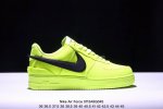 Nike Air Force 1 ’07 Low 空军飞勾一号低帮百搭休闲运动板鞋。柔软、弹性十足的缓震性能和出色的中底设计，横跨复古与现代的外型结合，造就出风