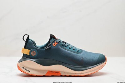 公司级Nike Zoom React Infinity Rn 4 Gtx马拉松机能风格运动鞋 实拍首发#鞋款搭载柔软泡绵 在运动中为你塑就缓震脚感 设计灵感源自