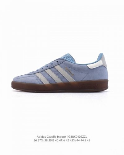 真标 阿迪达斯 Adidas Originals Gazelle Indoor复古三叶草防滑透明橡胶板鞋经典运动鞋 2025年新款。这款经典鞋,忠于原版设计,缀