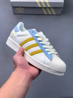 公司级头层 阿迪达斯Adidas Superstar 贝壳头经典百搭休闲板鞋 渠道正品订单 诠释市场最高工艺水平 贝壳头经典小白板鞋 专柜上架同步配色 全鞋进口
